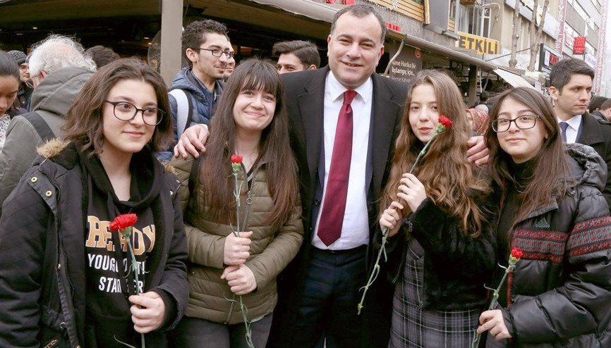 Ücretsiz sanat atölyesi