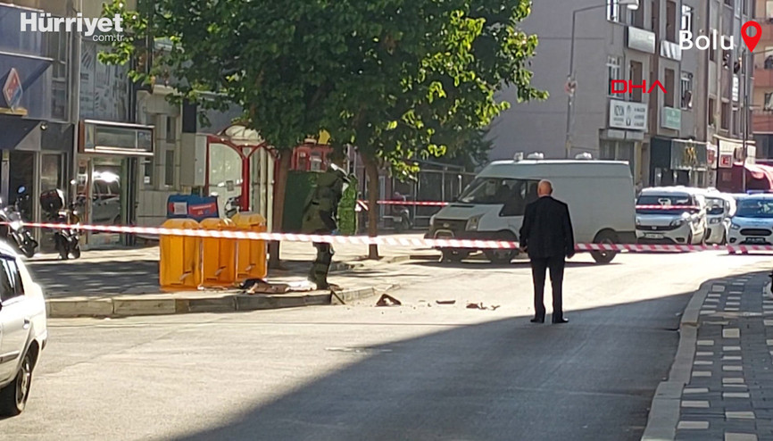 Boluda şüpheli çanta fünyeyle patlatıldı