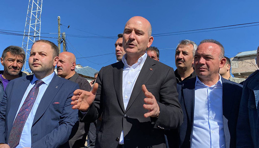 Bakan Soylu, Ardahanda depremden etkilenen köylerde inceleme: 102 evde hasar var Bakan Soylu, Ardahanda depremden etkilenen köylerde inceleme: 102 evde hasar var