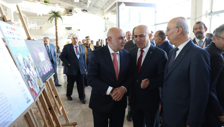 Kültürlerini kaybeden toplumlar yok olurlar