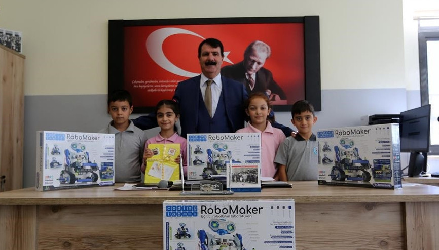 En çok atık toplayan okullar ödül kazandı