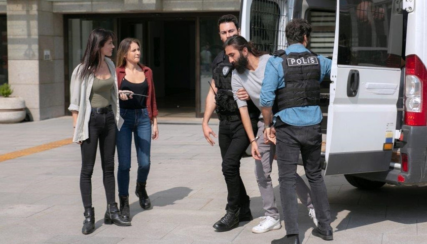 Kanal D duyurdu... Arka Sokaklar yeni sezon ne zaman başlıyor Yeni oyuncu sürprizi