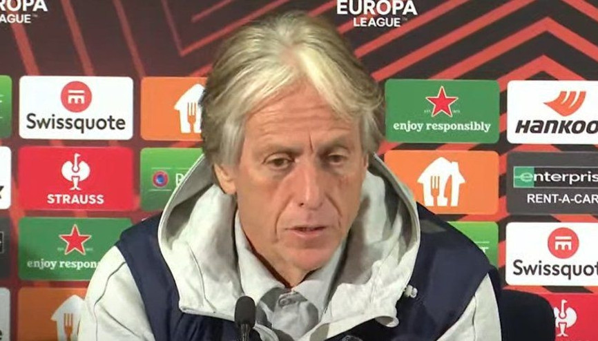 Son Dakika: Fenerbahçede Jorge Jesus ve İsmail Yüksekten flaş açıklamalar Avantajını açıkladı... Bizi öngöremiyorlar...