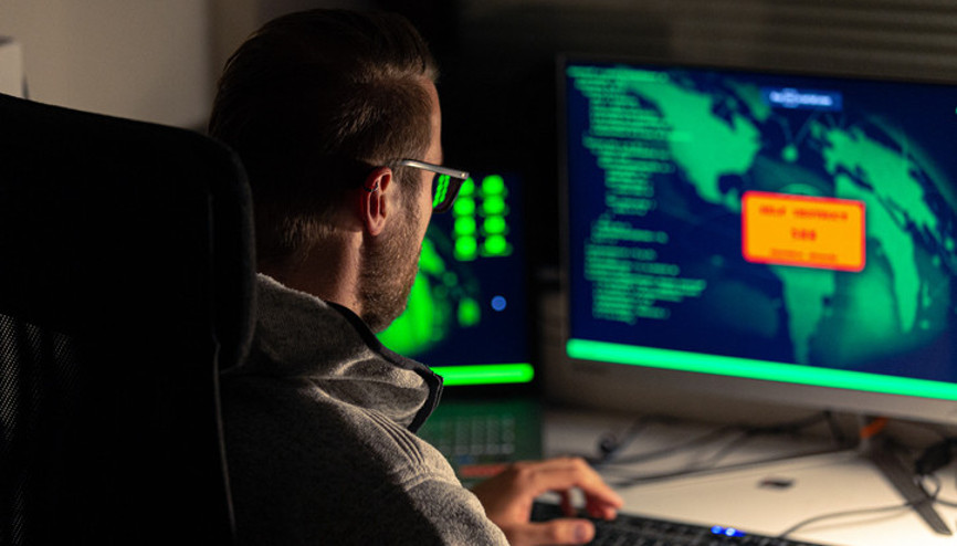 Adları bile bilinmiyor ama 4 milyondan fazla kişiyi fidyeden kurtardılar Onlar süper kahraman hackerlar...