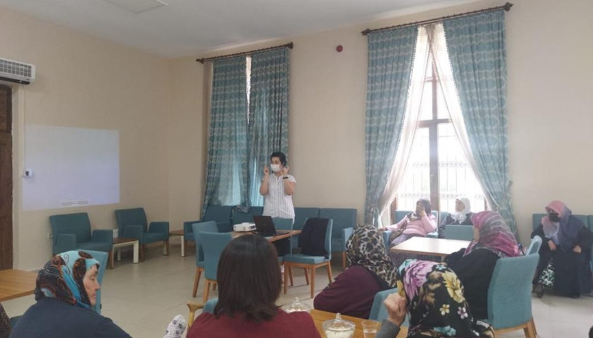 Sincanlı kadınlara eğitim seminerleri