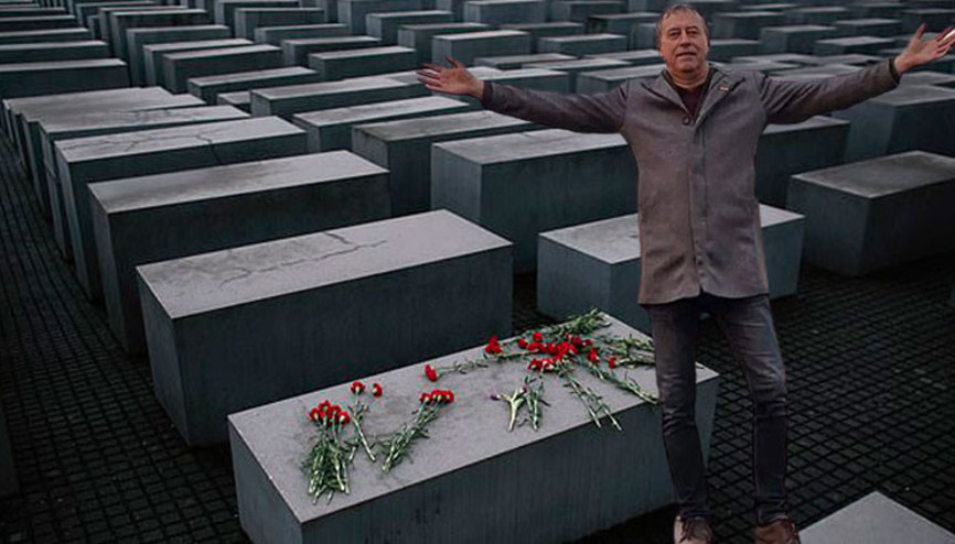 Akılalmaz anlar… Alman siyasetçi soykırım anıtında böyle dans etti