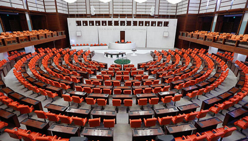 Son dakika... Sosyal medya düzenlemesinde 29. madde TBMMden geçti