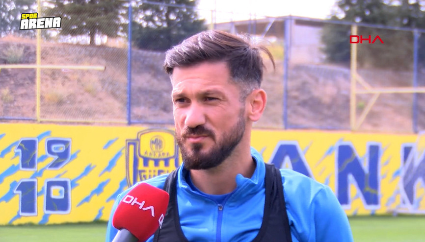 Ankaragücü futbolcuları Oğuz Ceylan ve Atakan Çankaya, Fenerbahçe maçı öncesi açıklamalarda bulundu Ankaragücü futbolcuları Oğuz Ceylan ve Atakan Çankaya, Fenerbahçe maçı öncesi açıklamalarda bulundu