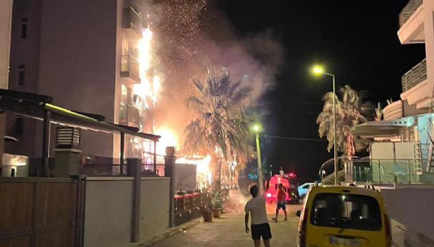Otelde yangın: 12 kişi hastaneye kaldırıldı Şüpheli bar işletmecisi