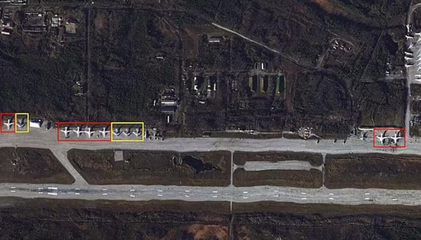 Batıyı ayağa kaldıran görüntü Kıyamet uçakları NATOnun burnunun dibine kadar geldi... Batıyı ayağa kaldıran görüntü Kıyamet uçakları NATOnun burnunun dibine kadar geldi...
