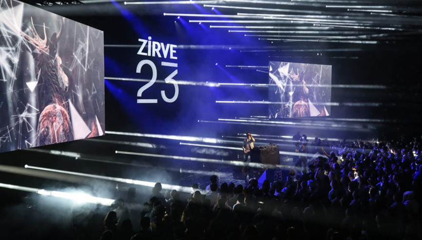 Zirve 23, 15 Ekim 2022 Cumartesi günü Volkswagen Arena’da gençlerle buluşuyor