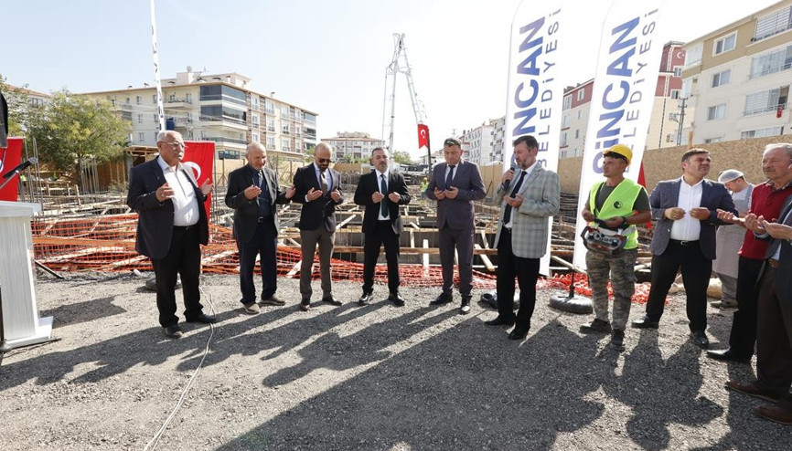Üç tesisli kompleks