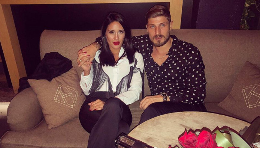 Yıldönümü yemeğinde şoke oldu  Boşanma davası açtım