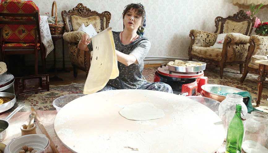 Nurgül Yeşilçay mutfağa girdi Malatyalı kadınlardan ders aldım