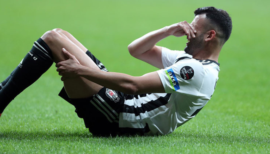 Son dakika: Beşiktaştan Ghezzal ve Weghorst için sakatlık açıklaması