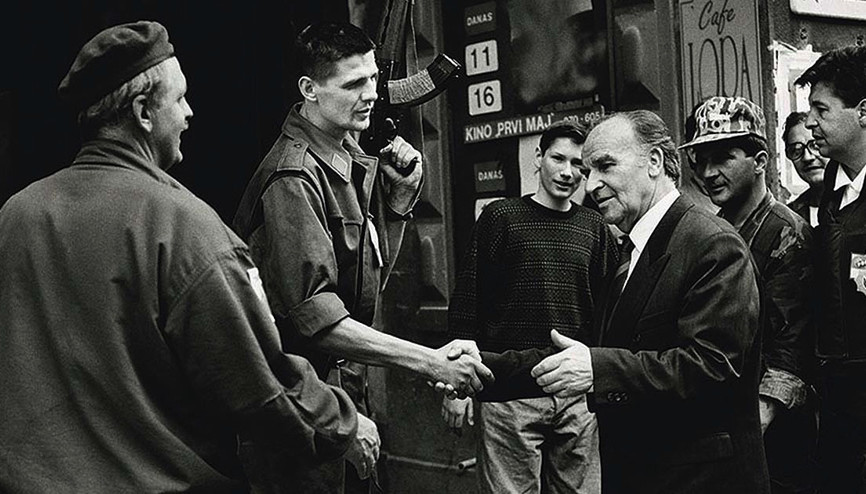 Aliya İzzetbegoviç ölümünün 19. yıldönümünde anılıyor...Aliya İzzetbegoviç kimdir Aliya İzzetbegoviç ölümünün 19. yıldönümünde anılıyor...Aliya İzzetbegoviç kimdir