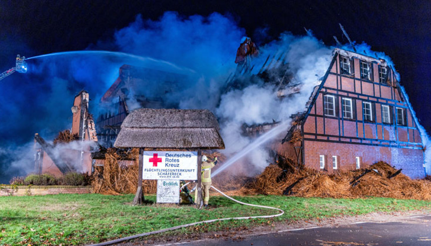 Mülteci yurduna kundaklama