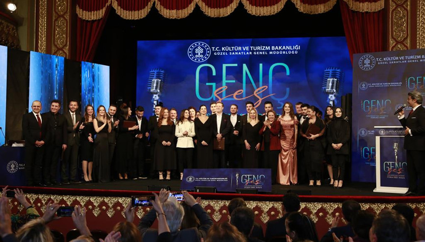 Müziğin yeni sesleri yarıştı