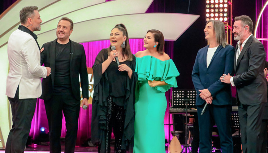 Şarkılar Bizi Söyler yine çok izlenen bir bölümle sezona “merhaba” dedi…