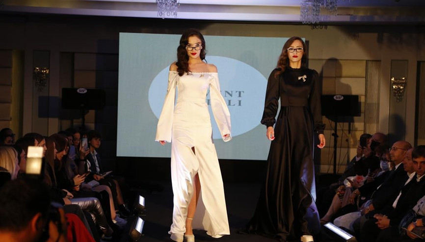 13 yaşında ilk defilesini yaptı