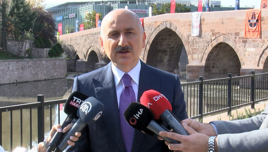 Bakan Karaismailoğlu: Skuterlerin kullanımını denetleyeceğiz