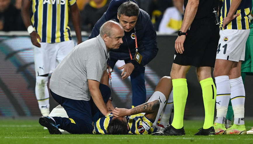 Fenerbahçede Gustavo Henrique sakatlandı