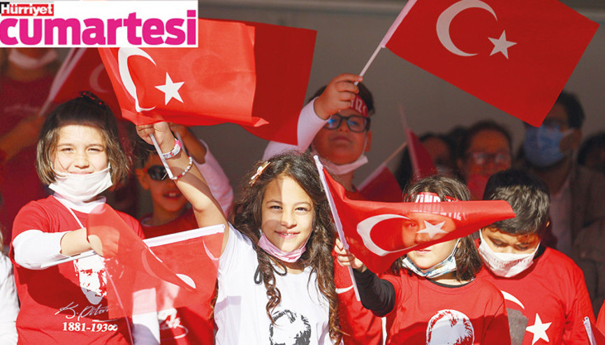 Cumhuriyet Bayramı coşkusu sanatla çoğalıyor