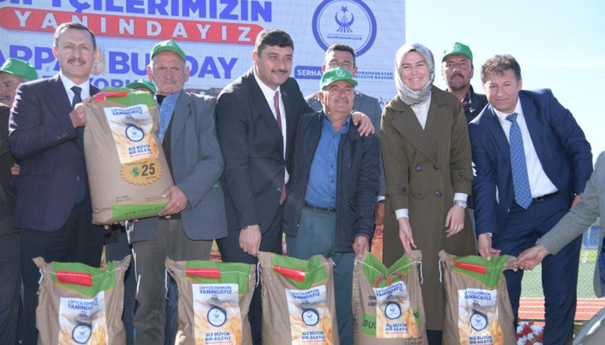 550 çiftçiye 350 ton hibe tohum 550 çiftçiye 350 ton hibe tohum