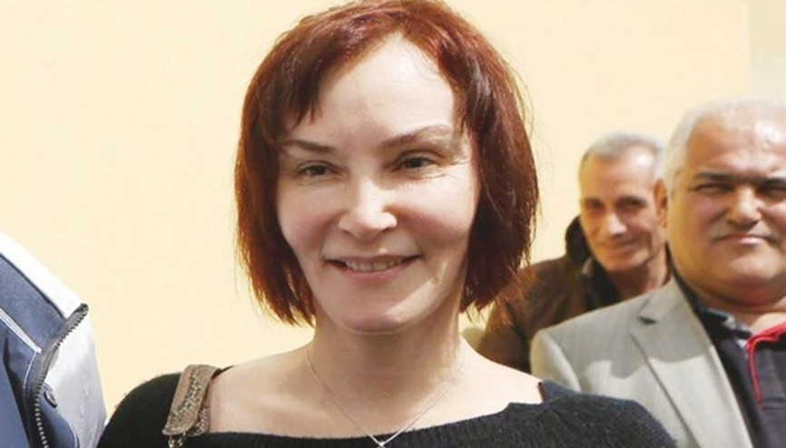Aslı Baykal CHP’den istifa etti