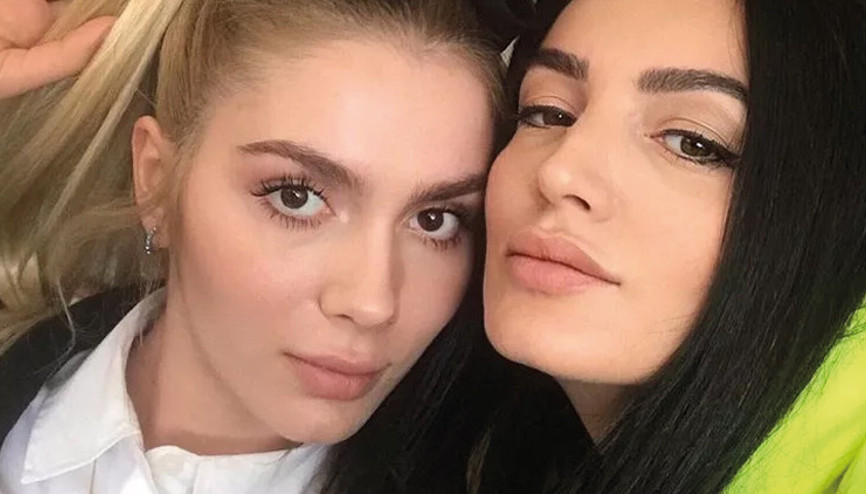 Canımızdan can gitti....Aleyna ve ben yaşadığımız o günü unutmuyoruz Canımızdan can gitti....Aleyna ve ben yaşadığımız o günü unutmuyoruz