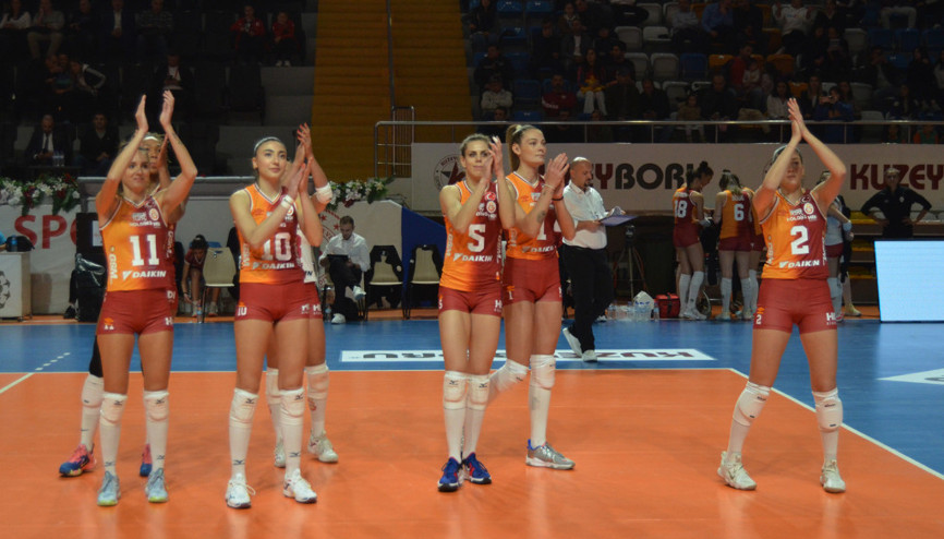 Galatasaray galibiyetle başladı