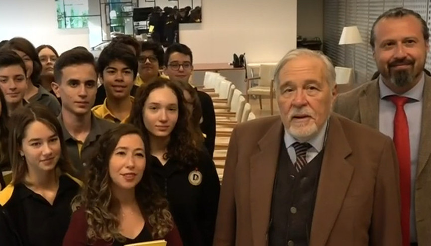 İlber Ortaylıdan Demirören Medya Mesleki ve Teknik Anadolu Lisesine ziyaret İlber Ortaylıdan Demirören Medya Mesleki ve Teknik Anadolu Lisesine ziyaret