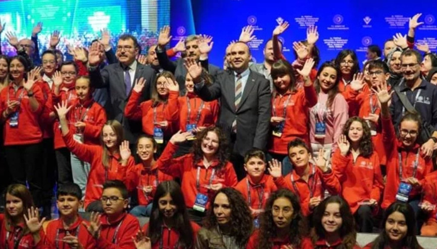 Genç bilim insanlarına Diyarbakırda ödül yağmuru