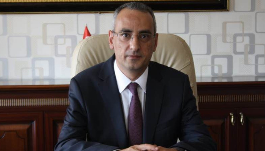Beylik tabancasıyla intihara kalkışan Armutlu Kaymakamı, ağır yaralandı