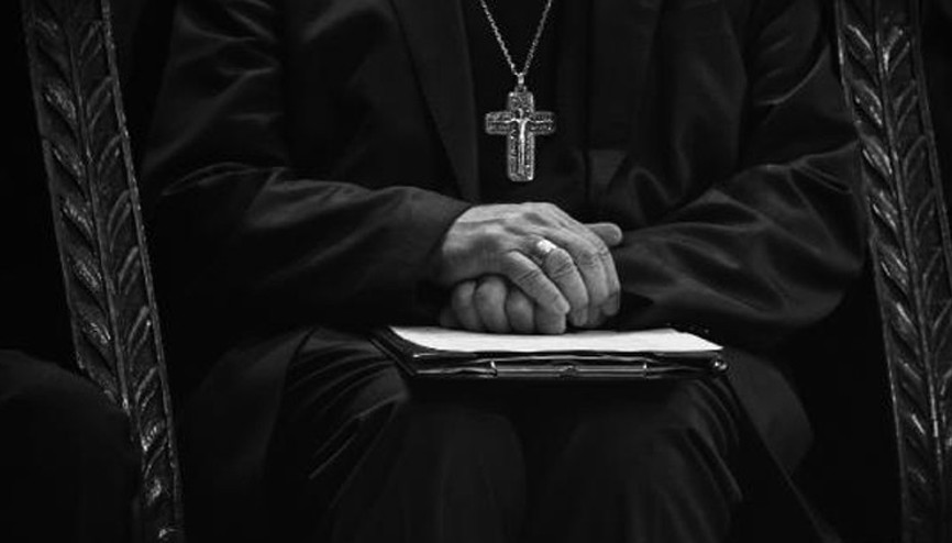Katolik Kilisesi’ni sarsan cinsel taciz itirafı Papa’dan sonraki en yüksek rütbeye sahip Kardinal...