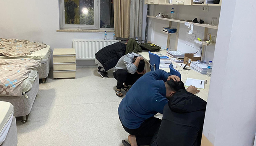 Türkiye genelinde KYK yurtlarında deprem tatbikatı Türkiye genelinde KYK yurtlarında deprem tatbikatı