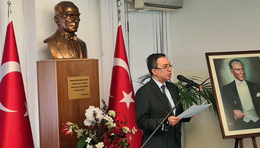 Atamız Nürnberg’de sevgi ve minnetle anıldı