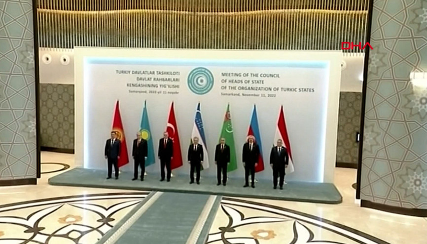 Cumhurbaşkanı Erdoğan, aile fotoğrafı çekimine katıldı