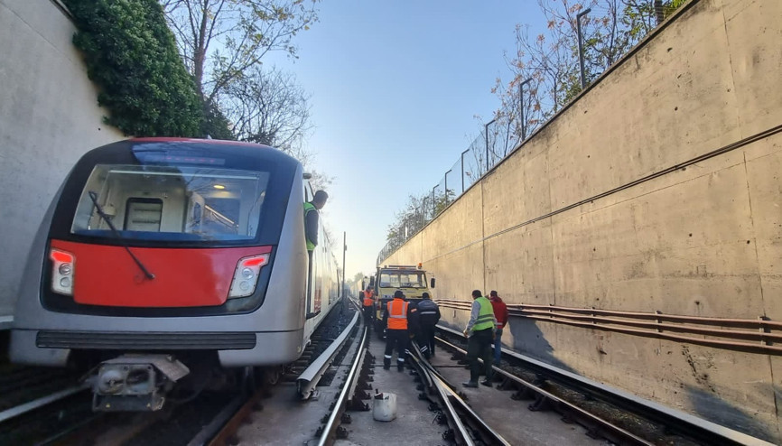 Metrodaki ulaşım krizi Meclis’in gündemindeydi Metrodaki ulaşım krizi Meclis’in gündemindeydi