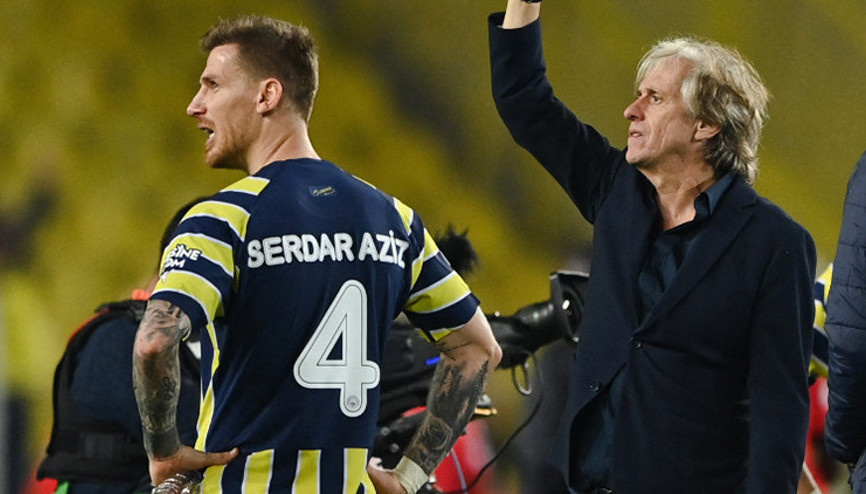 Fenerbahçe-Giresunspor maçında Serdar Azizden kritik hatalar Tarihte bir ilk yaşandı