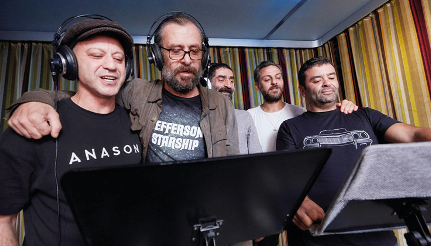 Tamirhane ekibinden Müslüm şarkısı