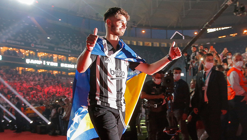 Beşiktaşta yüzleri güldüren olay Kiralık futbolcular...