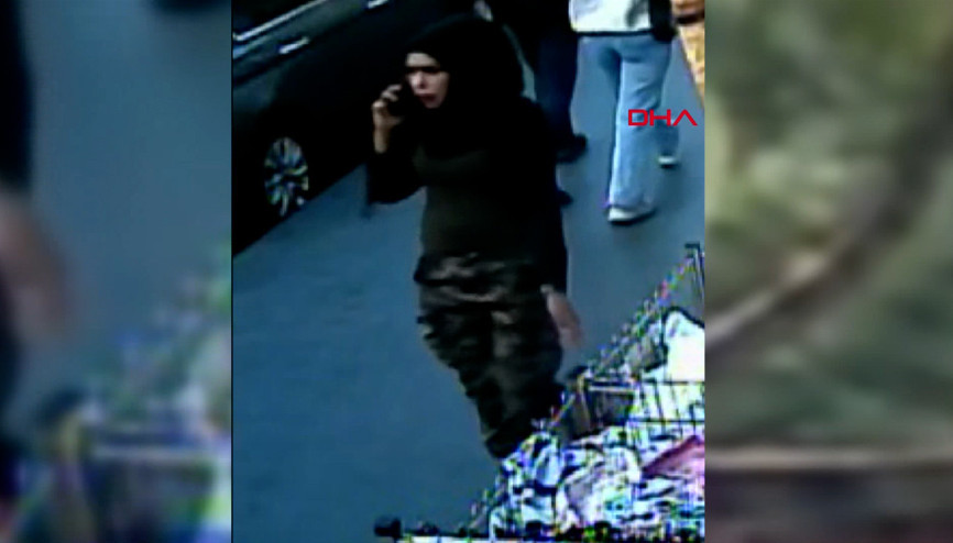 Taksime bombayı bırakan terörist Ahlam Albashırın telefonla konuşarak ilerleyişi kamerada Taksime bombayı bırakan terörist Ahlam Albashırın telefonla konuşarak ilerleyişi kamerada