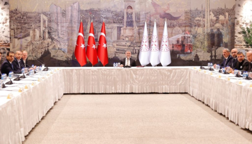 Bakan Nebati, perakende sektörünün temsilcileriyle görüştü Bakan Nebati, perakende sektörünün temsilcileriyle görüştü