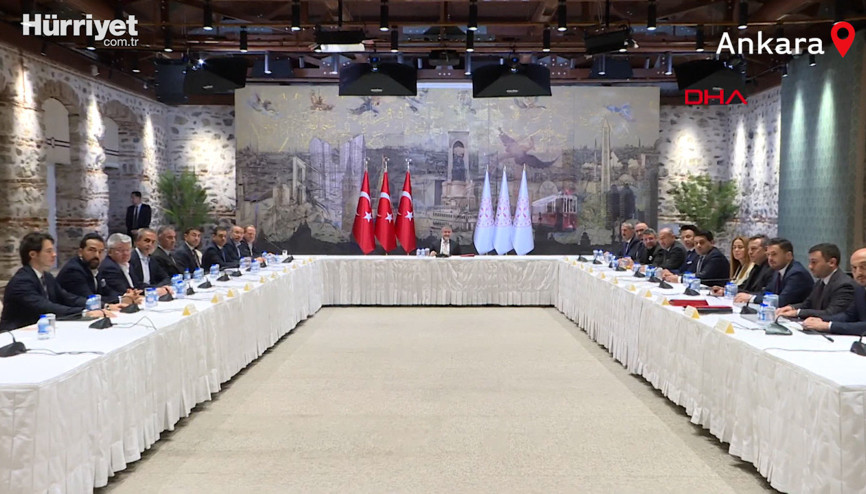 Bakan Nebati, perakende sektörünün temsilcileriyle görüştü