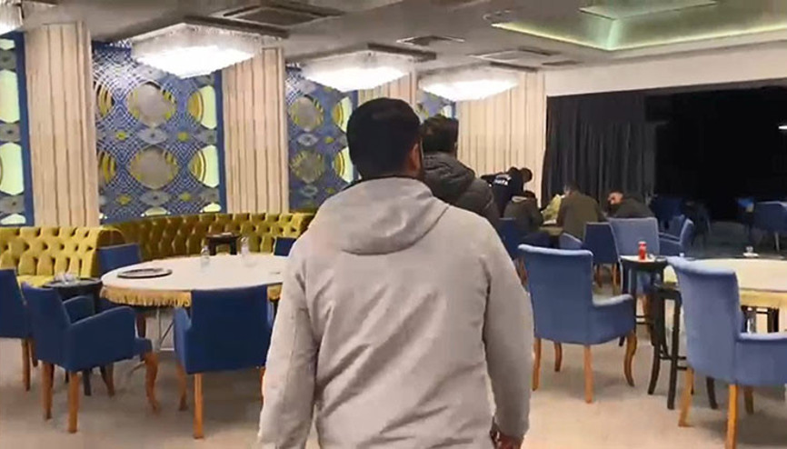 Kurtlar Vadisi dizisindeki kumarhaneyi gerçek kumarhaneye çevirmişler İşte baskın anı...