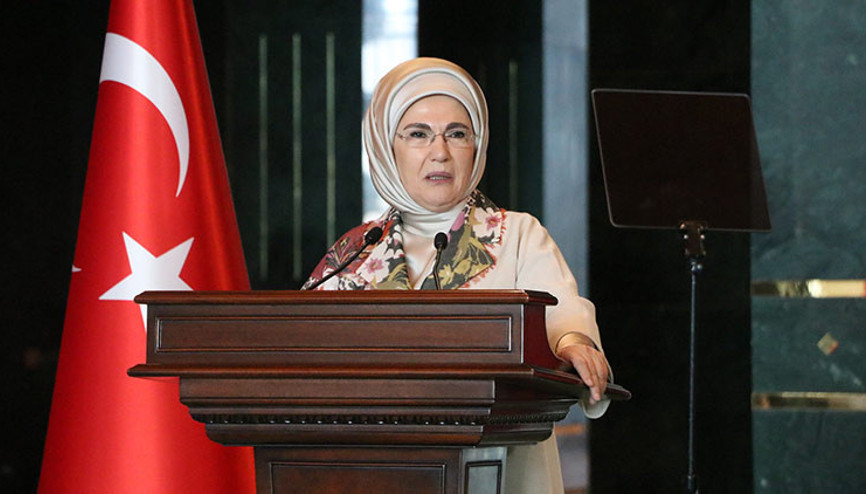 Emine Erdoğan: İklim değişikliğinin çevresel ve ekonomik etkilerinden tüm ülkeler eşit etkilenmiyor Emine Erdoğan: İklim değişikliğinin çevresel ve ekonomik etkilerinden tüm ülkeler eşit etkilenmiyor