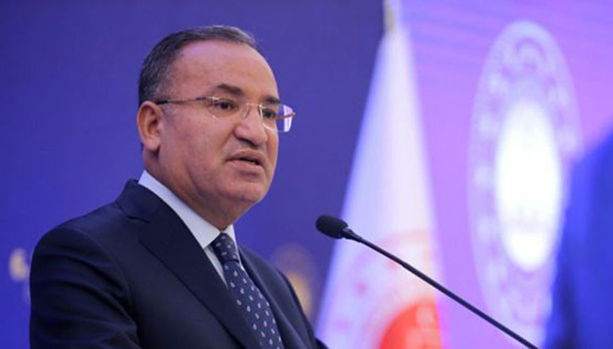 Bakan Bozdağ: Kadına yönelik şiddetle mücadelede kadınlardan yana tarafız