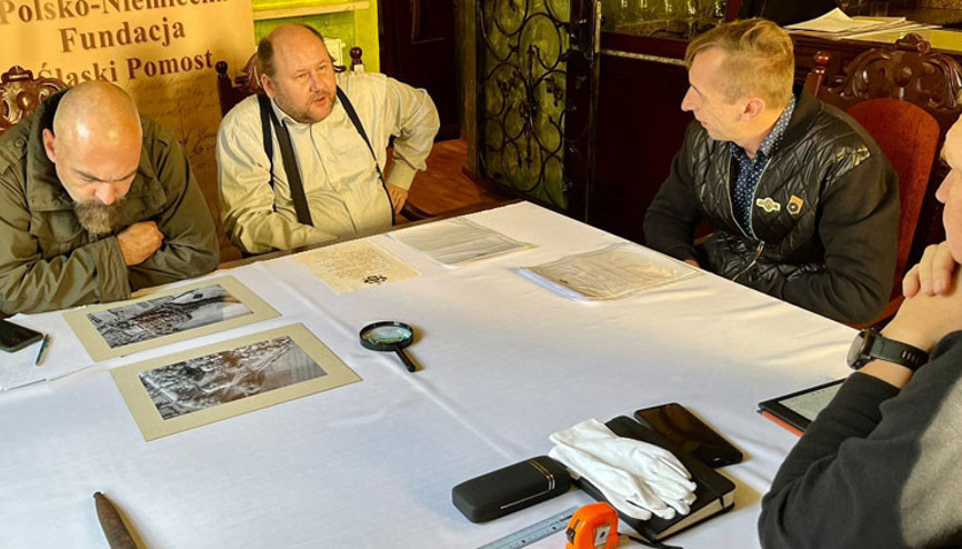 Hitlerin büyük hazinesi ortaya çıktı... dudak uçuklatan değerde altın için kollar sıvandı Hitlerin büyük hazinesi ortaya çıktı... dudak uçuklatan değerde altın için kollar sıvandı