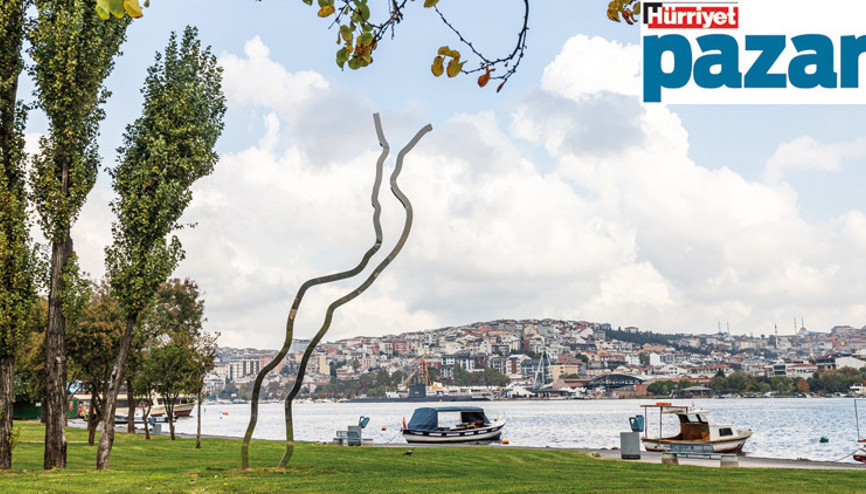 Haliç’e doğru uçuşan parlak bir kurdele...